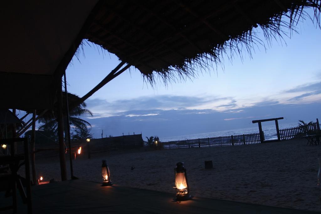 The Beach Camp Yala Hotel Kirinda  Exterior foto