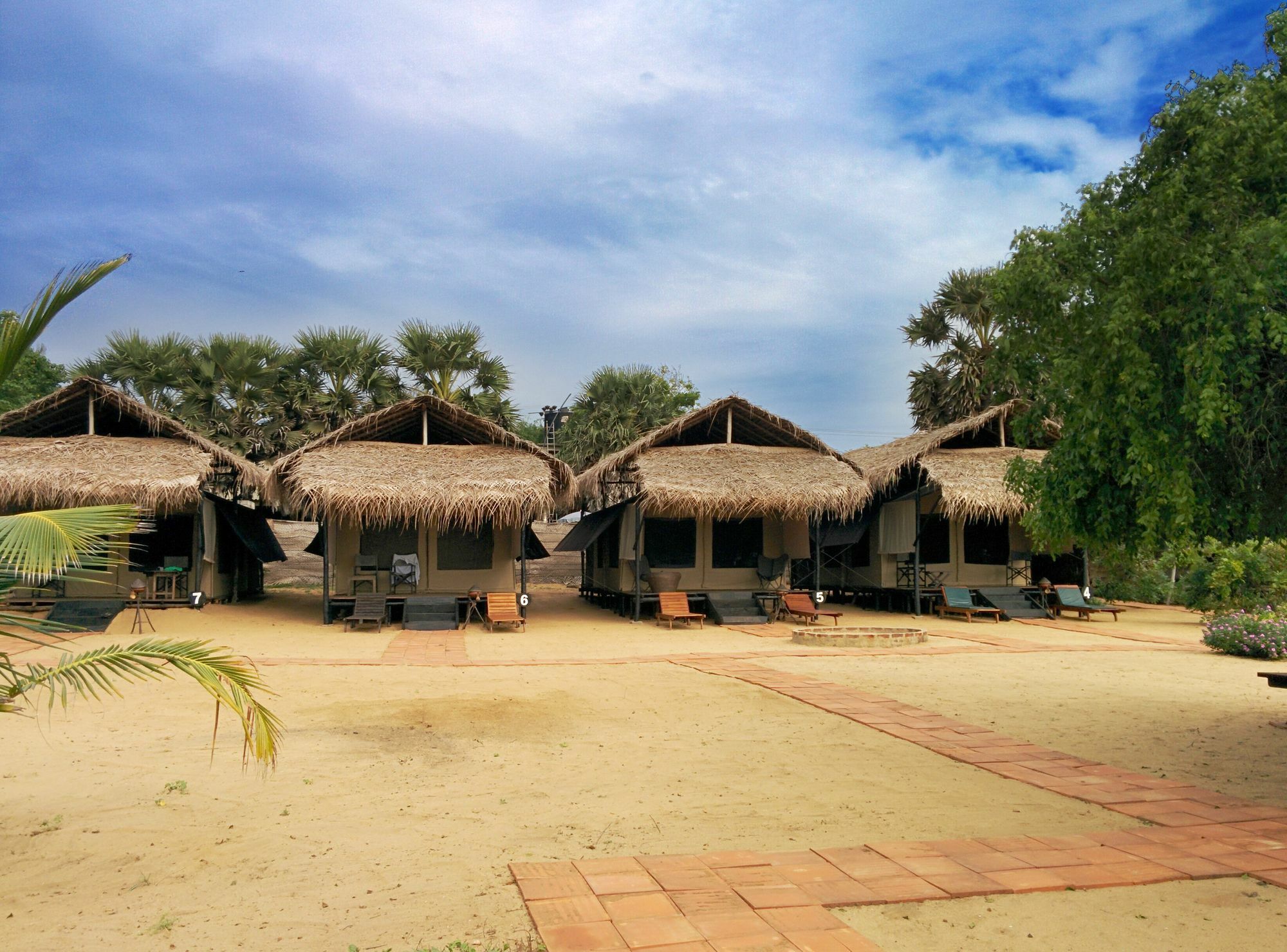 The Beach Camp Yala Hotel Kirinda  Exterior foto